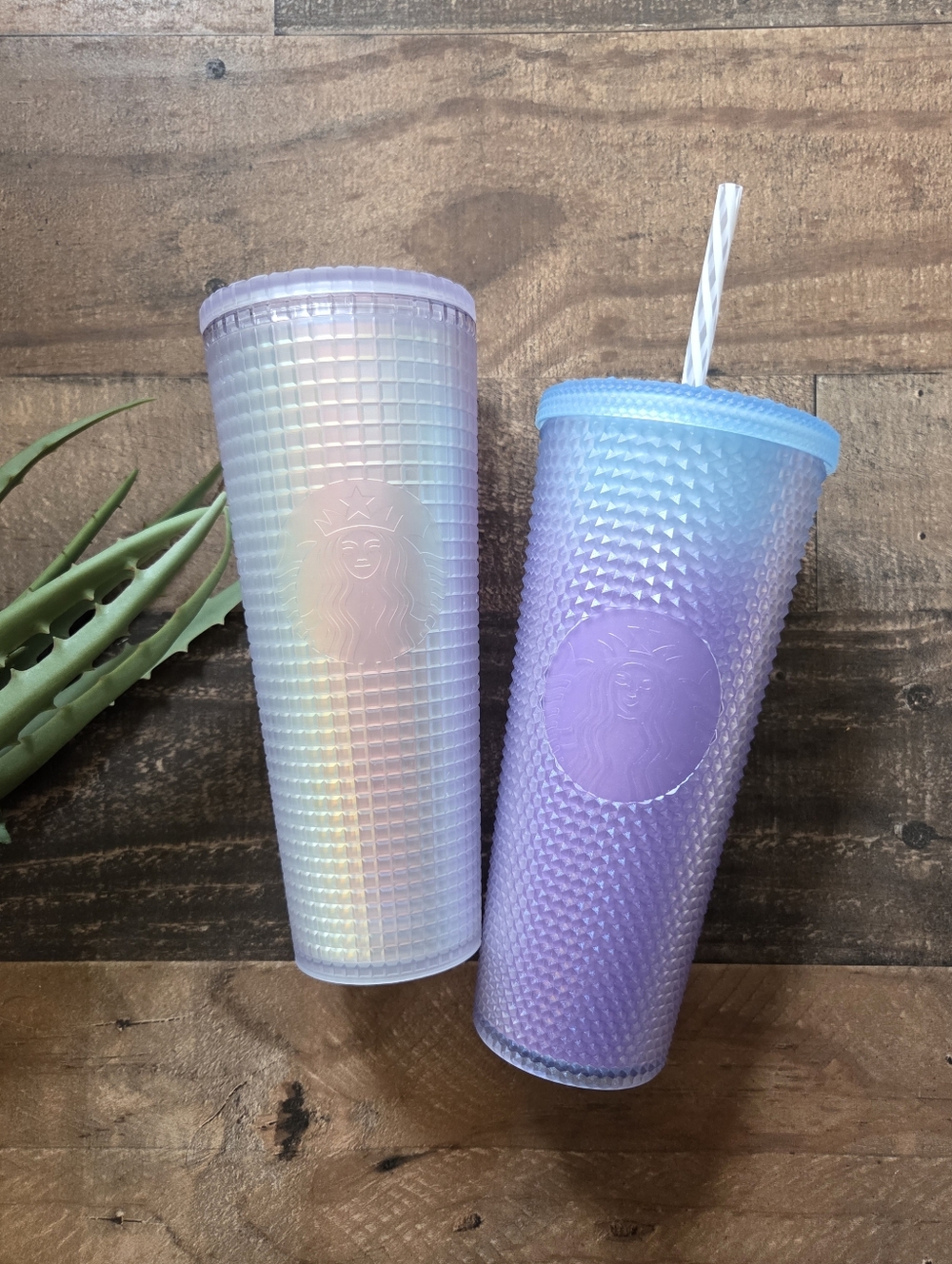 New STARBUCKS Iridescent Lavender Textured Cold Tumbler Set 24 Oz. Venti